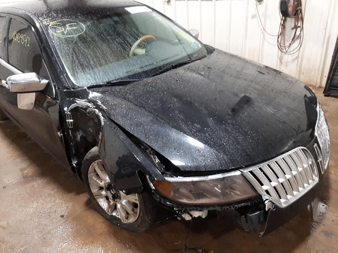 Zdjęcie 9 z aukcji – 2010 LINCOLN MKZ z VIN 3LNHL2GC1AR640267