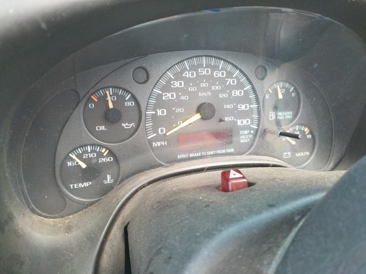 Photo 8 from auction – 2001 CHEVROLET EXPRESS G2 with VIN 1GCFG25W711108979