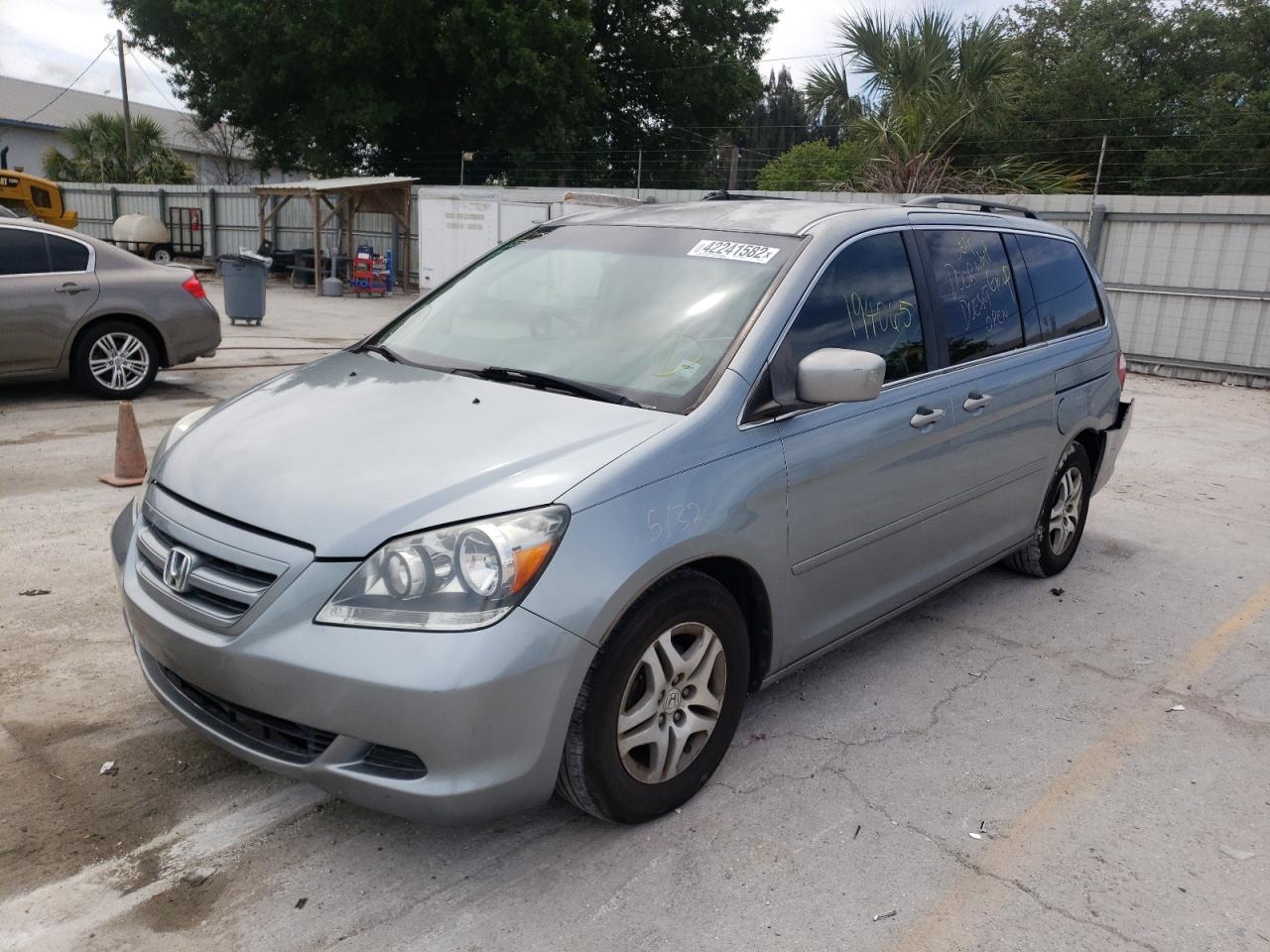 Photo 2 from auction – 2007 HONDA ODYSSEY EX with VIN 5FNRL38447B026216
