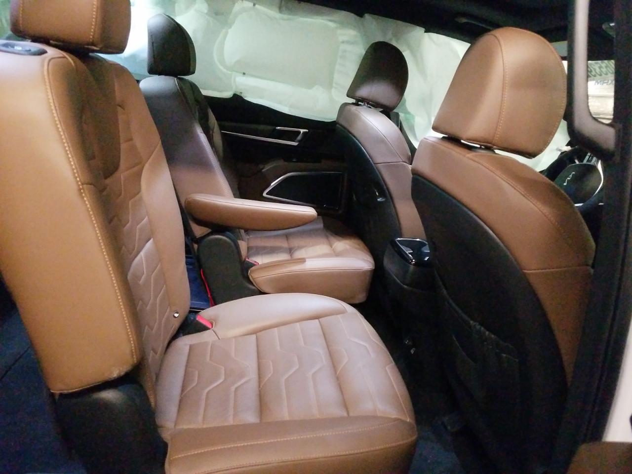 Photo 6 from auction – 2022 KIA TELLURIDE with VIN 5XYP5DHC8NG249525