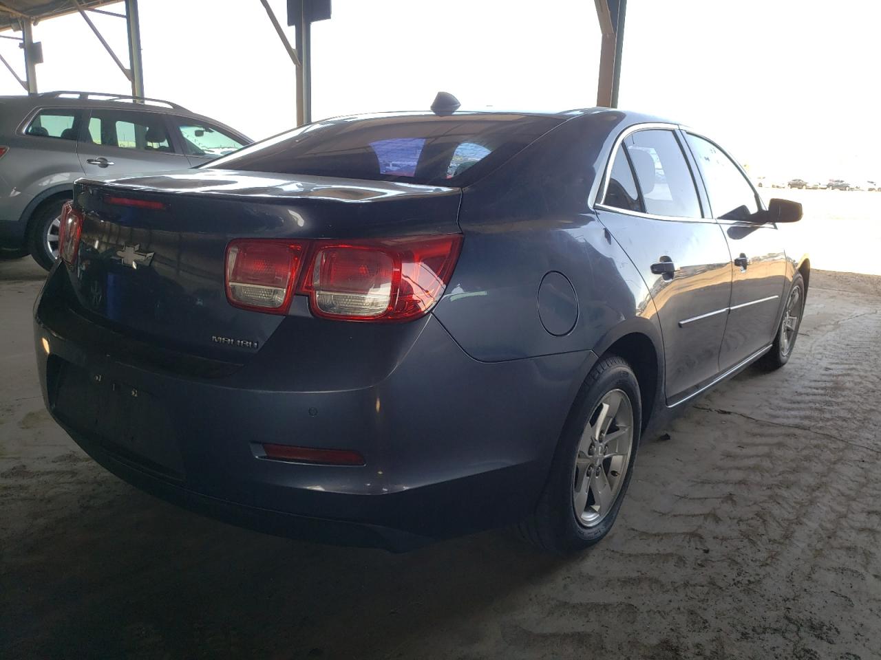 Photo 4 from auction – 2013 CHEVROLET MALIBU LS with VIN 1G11B5SA2DF268318