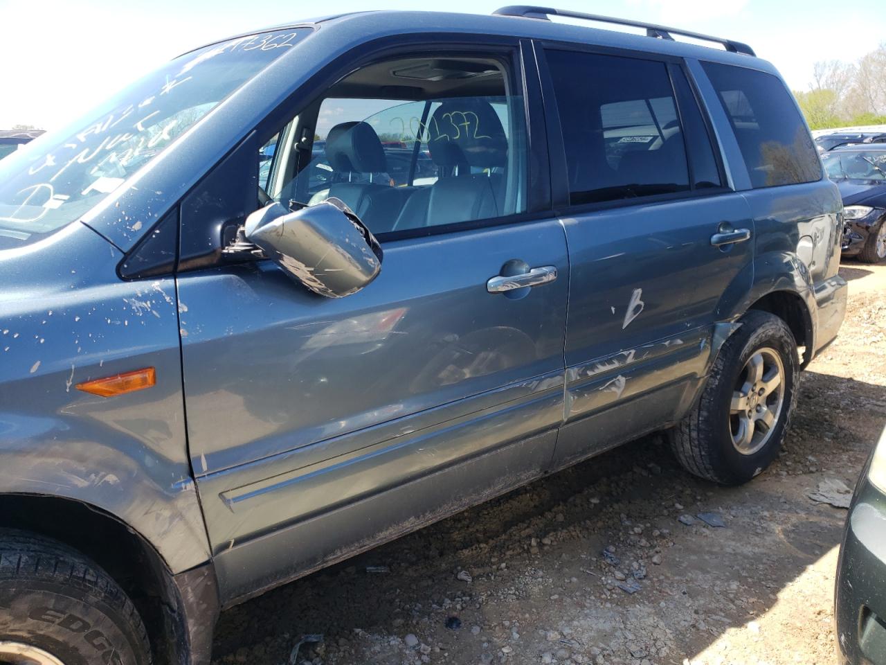 Photo 9 from auction – 2006 HONDA PILOT with VIN 2HKYF18666H526564