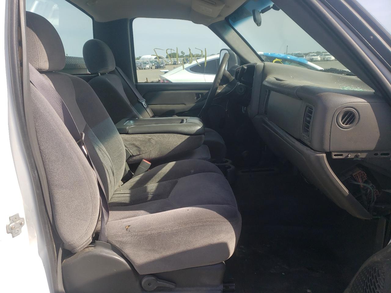 Photo 5 from auction – 2006 GMC SIERRA K25 with VIN 1GTHK24U46E245899