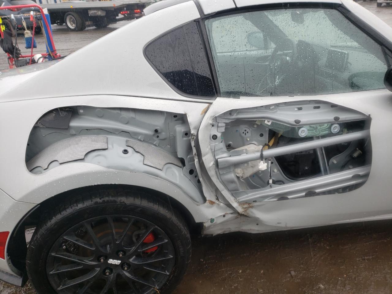 Photo 9 from auction – 2017 MAZDA MX-5 MIATA with VIN JM1NDAL78H0104692