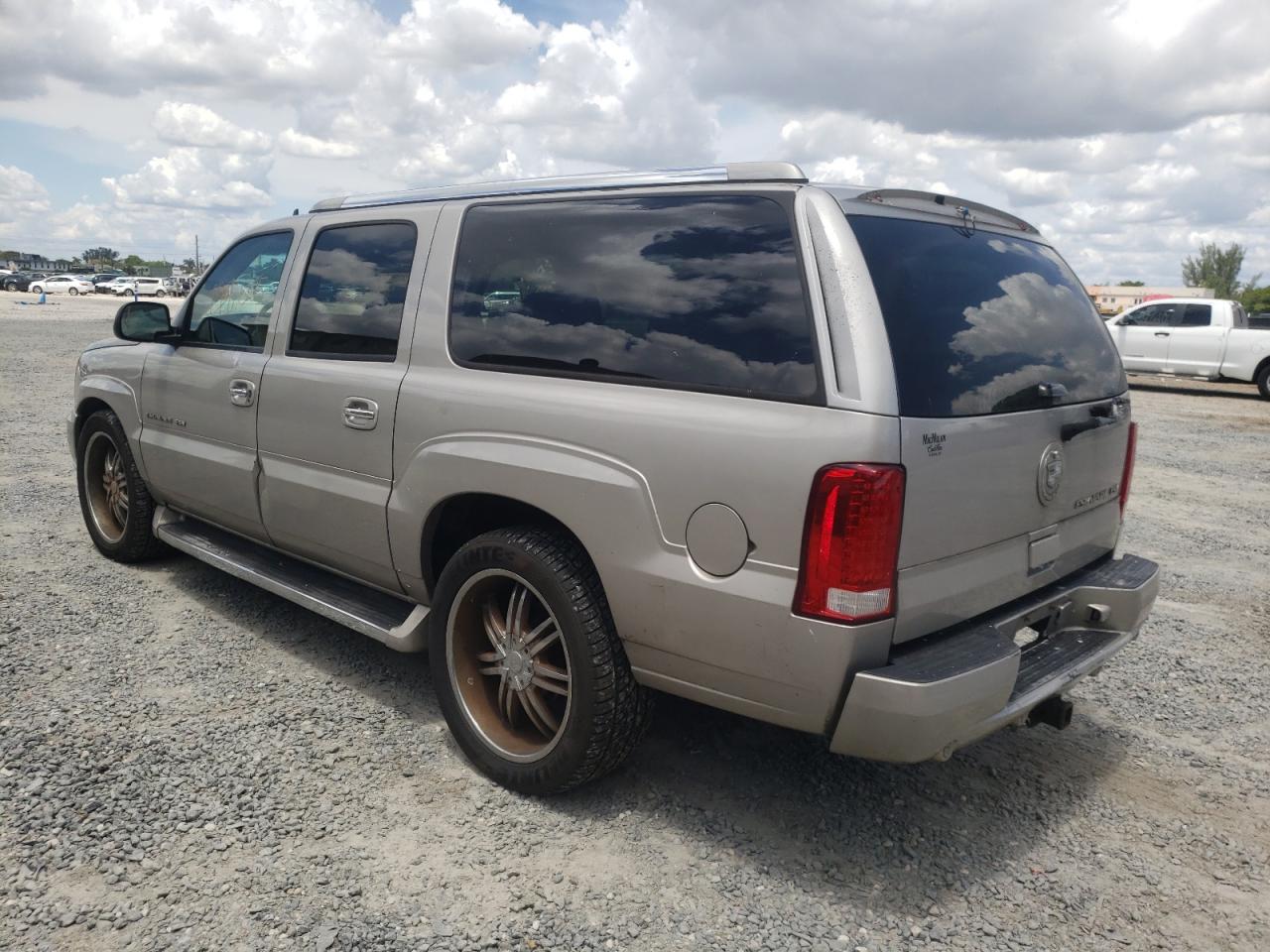 Photo 3 from auction – 2006 CADILLAC ESCALADE E with VIN 3GYFK66N26G143489