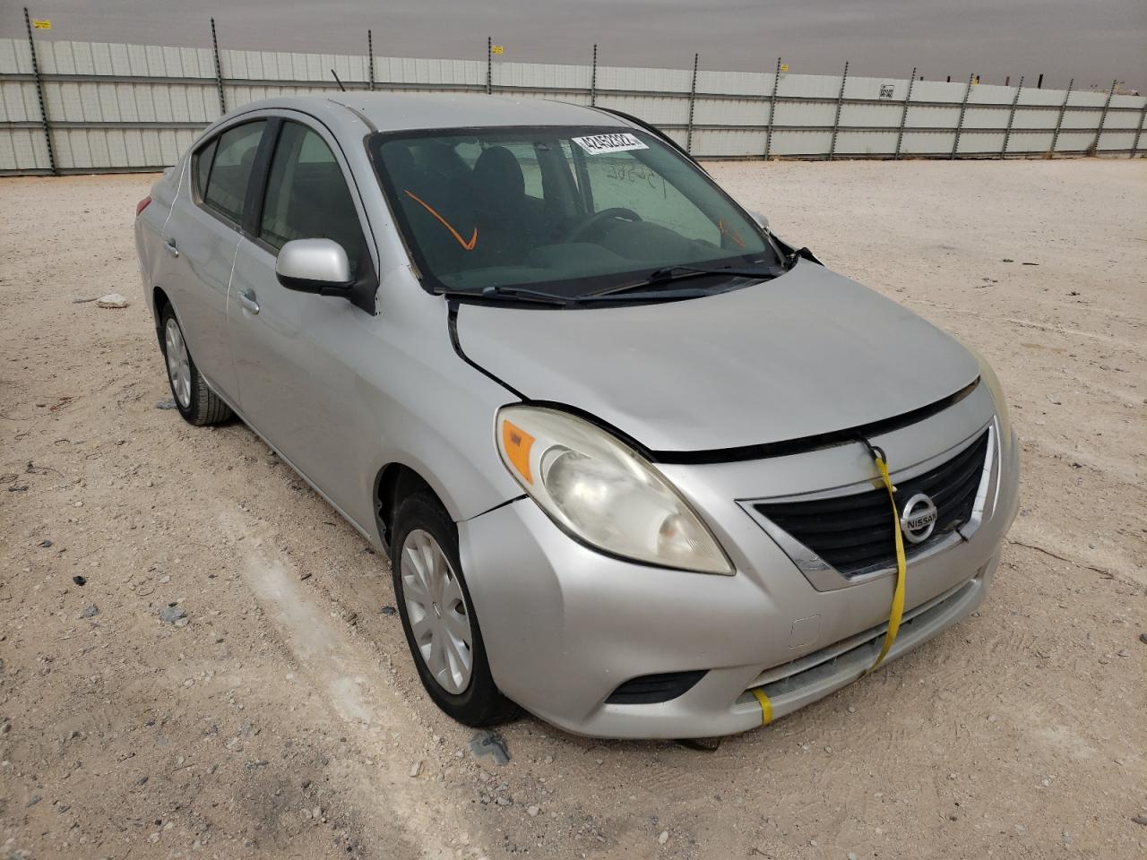 NISSAN VERSA S 2013 with VIN 3N1CN7AP9DL833942 - Photo from auction