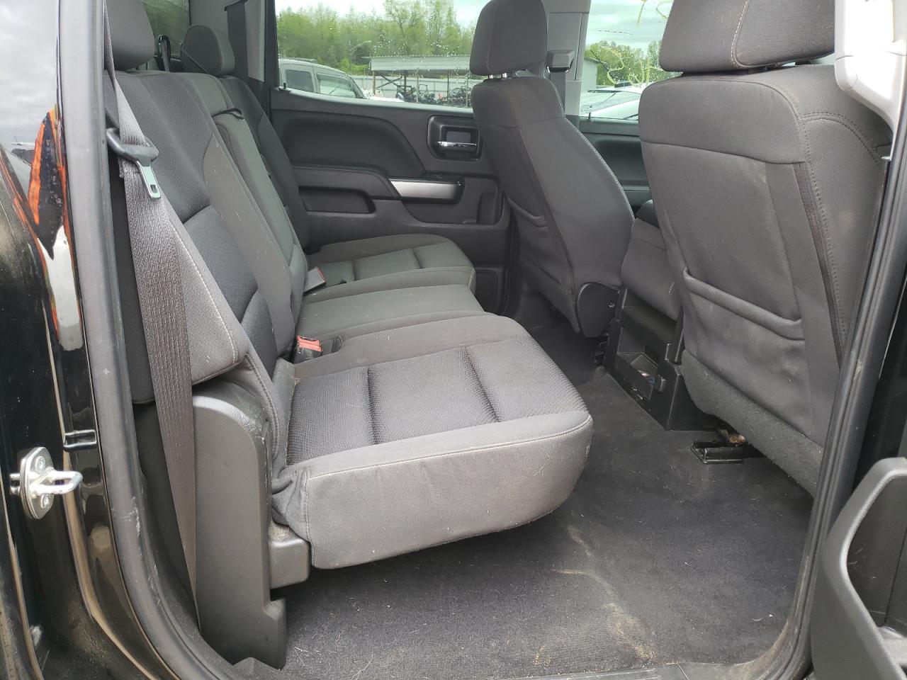 Photo 6 from auction – 2018 CHEVROLET SILVERADO with VIN 3GCUKREC7JG501080