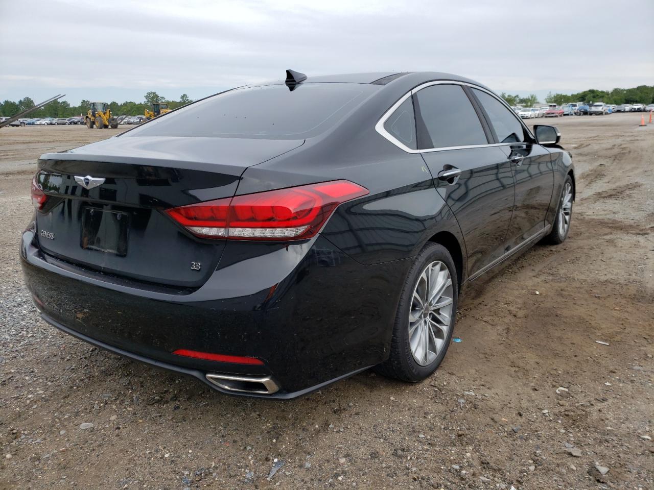 Photo 4 from auction – 2016 HYUNDAI GENESIS 3. with VIN KMHGN4JE1GU128554