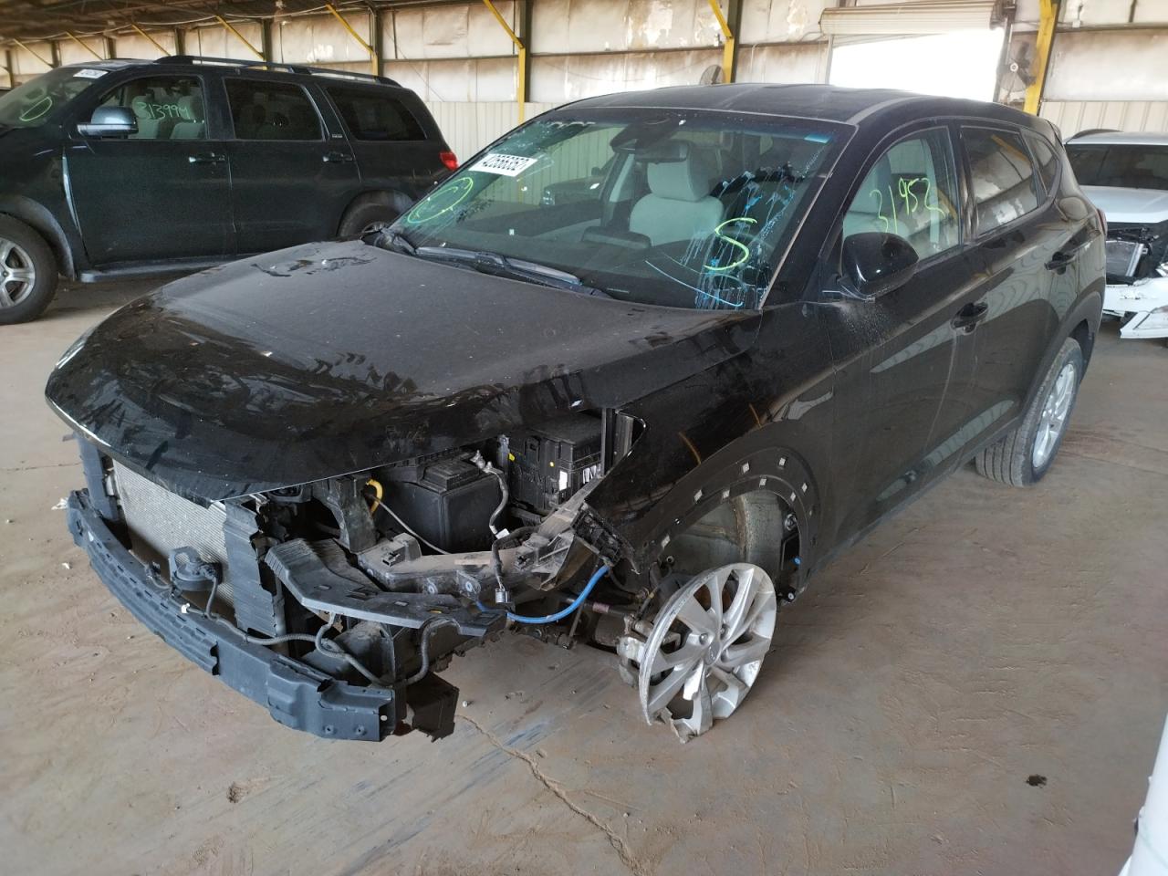 Photo 2 from auction – 2019 HYUNDAI TUCSON SE with VIN KM8J2CA45KU059876