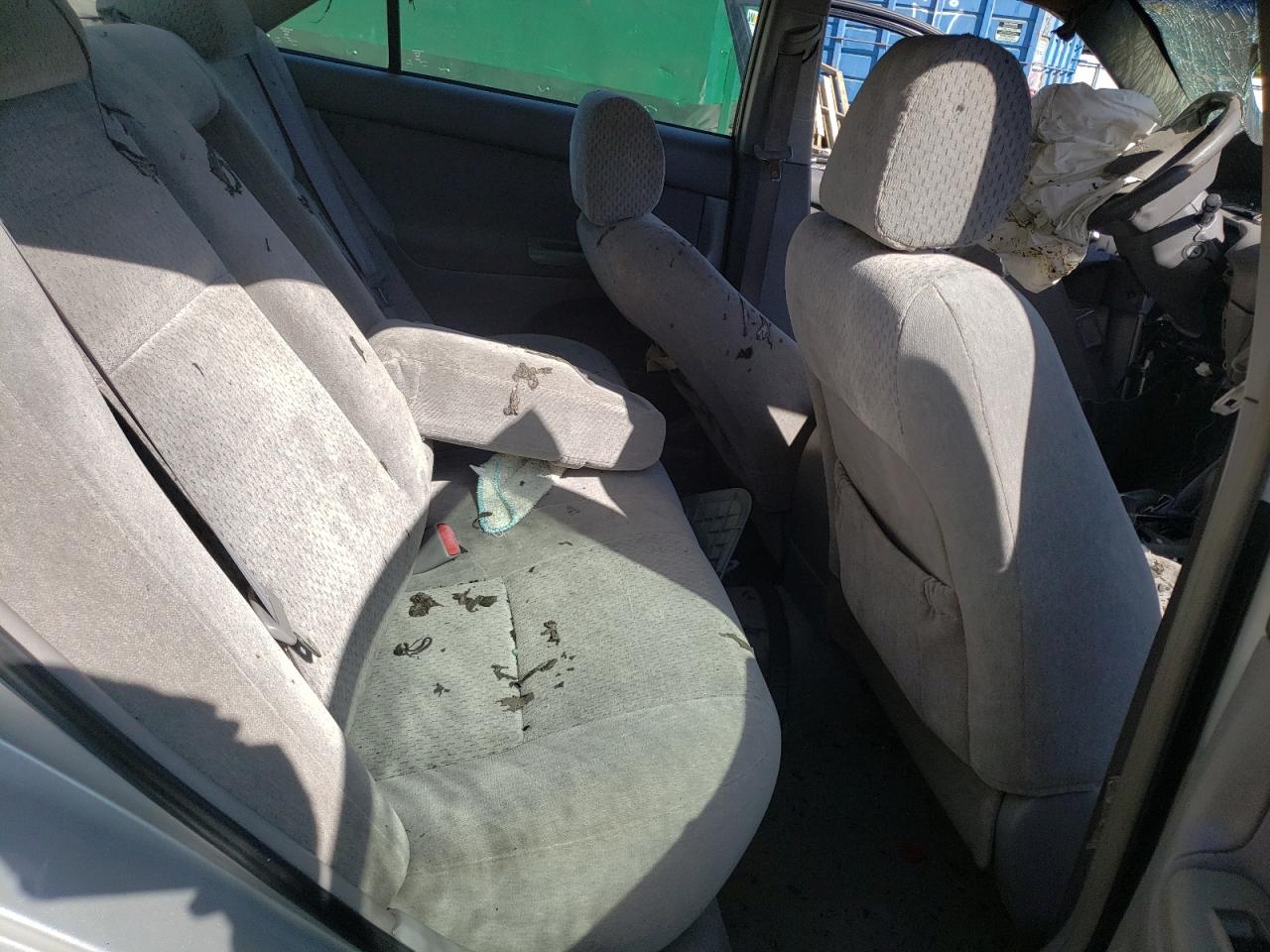 Photo 6 from auction – 2004 TOYOTA CAMRY LE with VIN 4T1BE32K74U914332