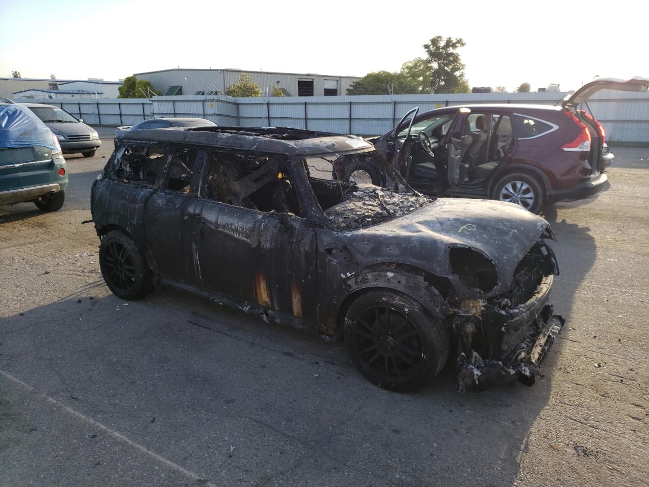 Photo 9 from auction – 2012 MINI COOPER CLU with VIN WMWZF3C59CT190184