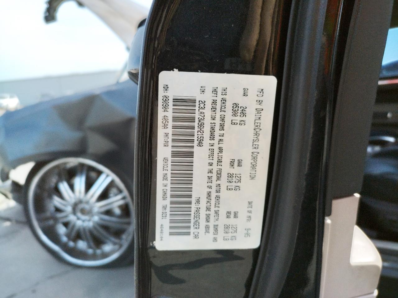 Photo 10 from auction – 2006 CHRYSLER 300C SRT-8 with VIN 2C3LA73W96H215940