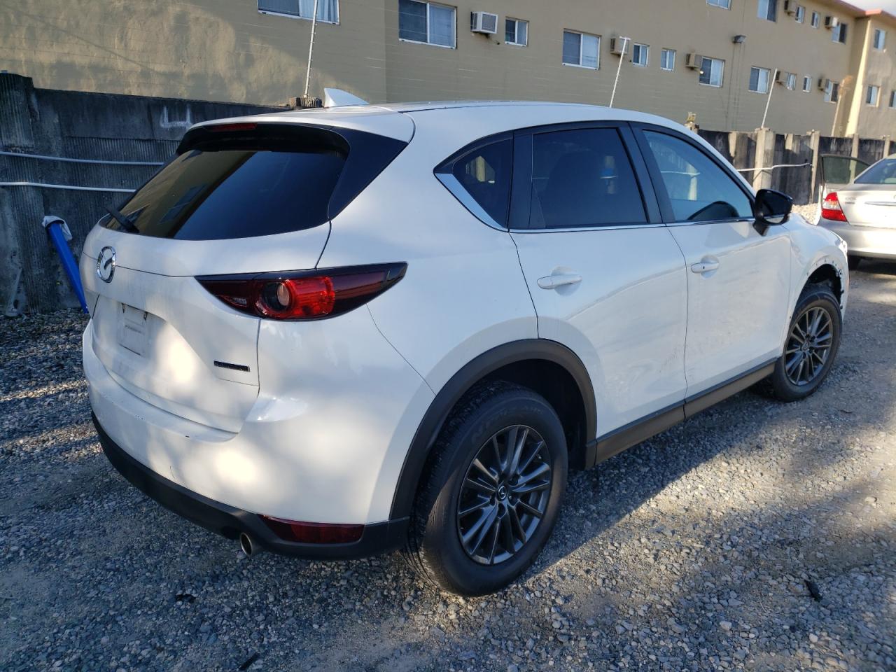 Photo 4 from auction – 2020 MAZDA CX-5 TOURI with VIN JM3KFACM1L0770487