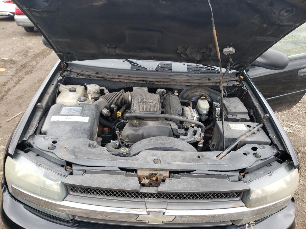 Photo 7 from auction – 2002 CHEVROLET TRAILBLAZE with VIN 1GNDT13S422252537