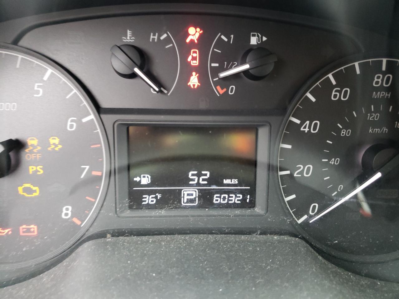 Photo 8 from auction – 2015 NISSAN SENTRA S with VIN 3N1AB7AP1FY229999