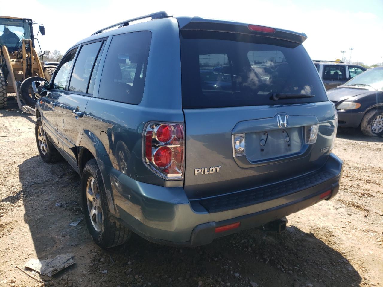 Photo 3 from auction – 2006 HONDA PILOT with VIN 2HKYF18666H526564