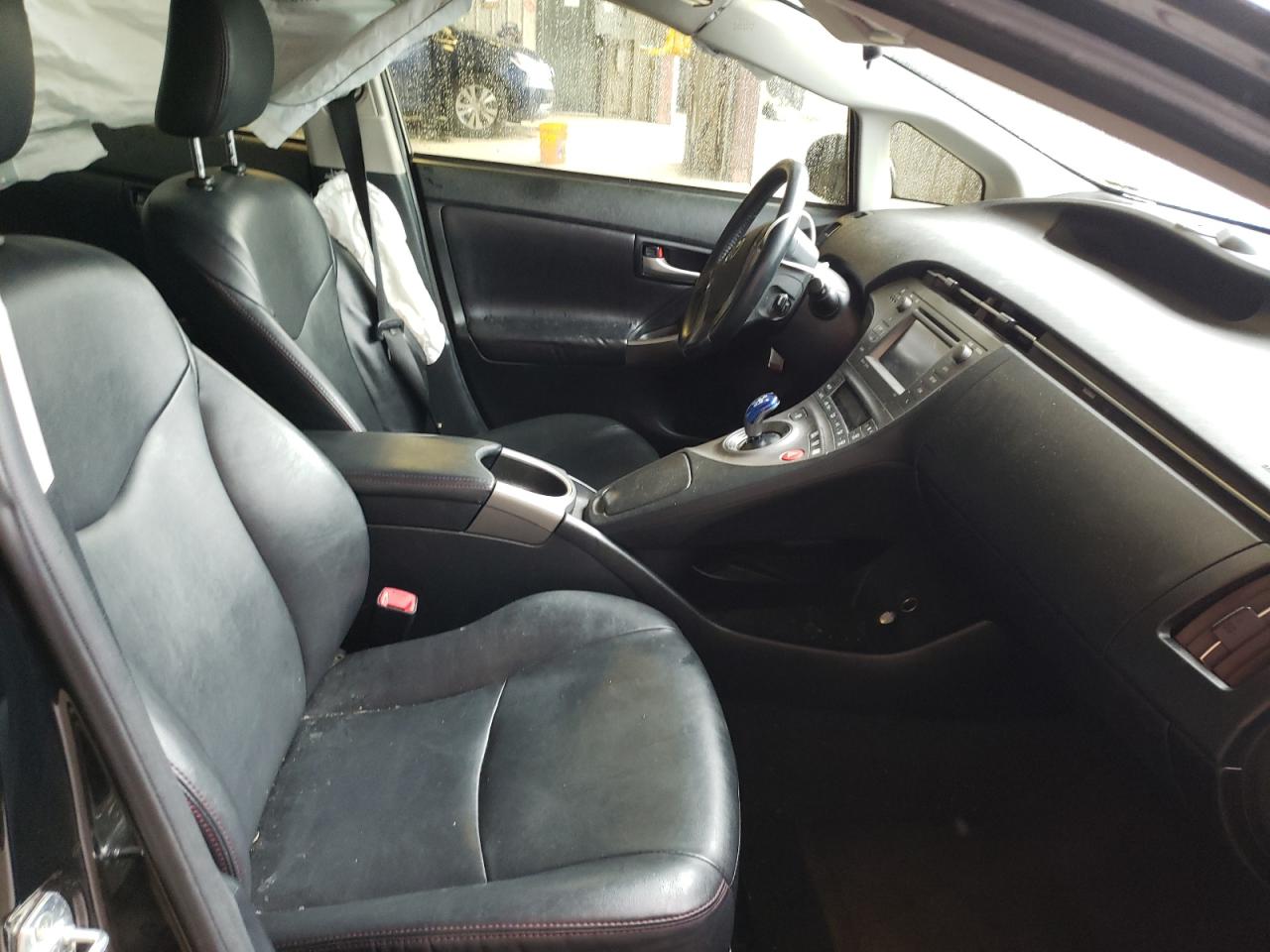 Photo 5 from auction – 2013 TOYOTA PRIUS with VIN JTDKN3DU1D5593496