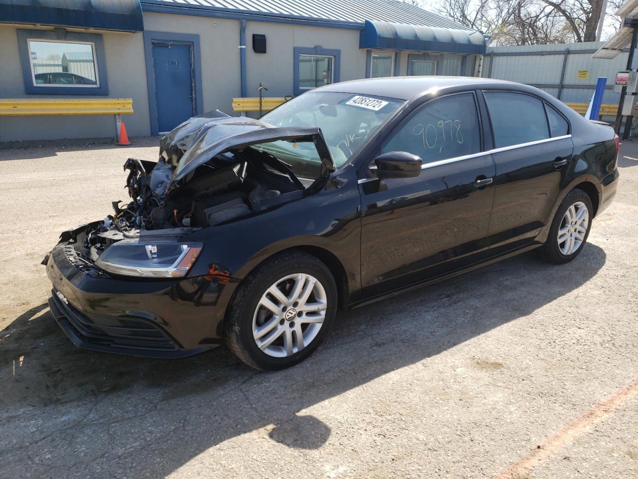 Photo 2 from auction – 2017 VOLKSWAGEN JETTA S with VIN 3VW2B7AJ9HM244951