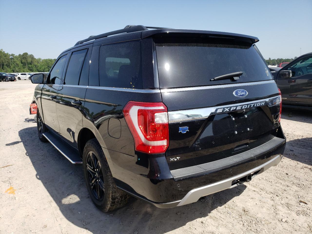 Photo 3 from auction – 2020 FORD EXPEDITION with VIN 1FMJU1HT9LEA34163
