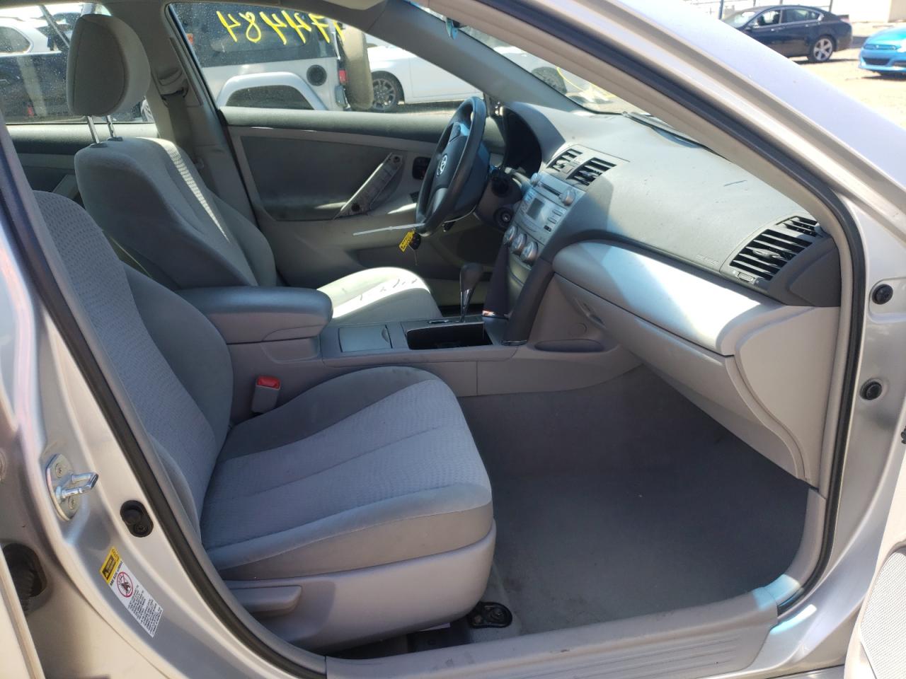 Photo 5 from auction – 2011 TOYOTA CAMRY BASE with VIN 4T1BF3EK2BU711287