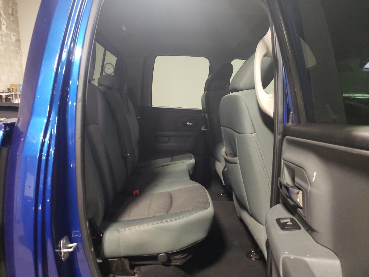 Photo 6 from auction – 2014 RAM 1500 SLT with VIN 1C6RR7GT3ES386342