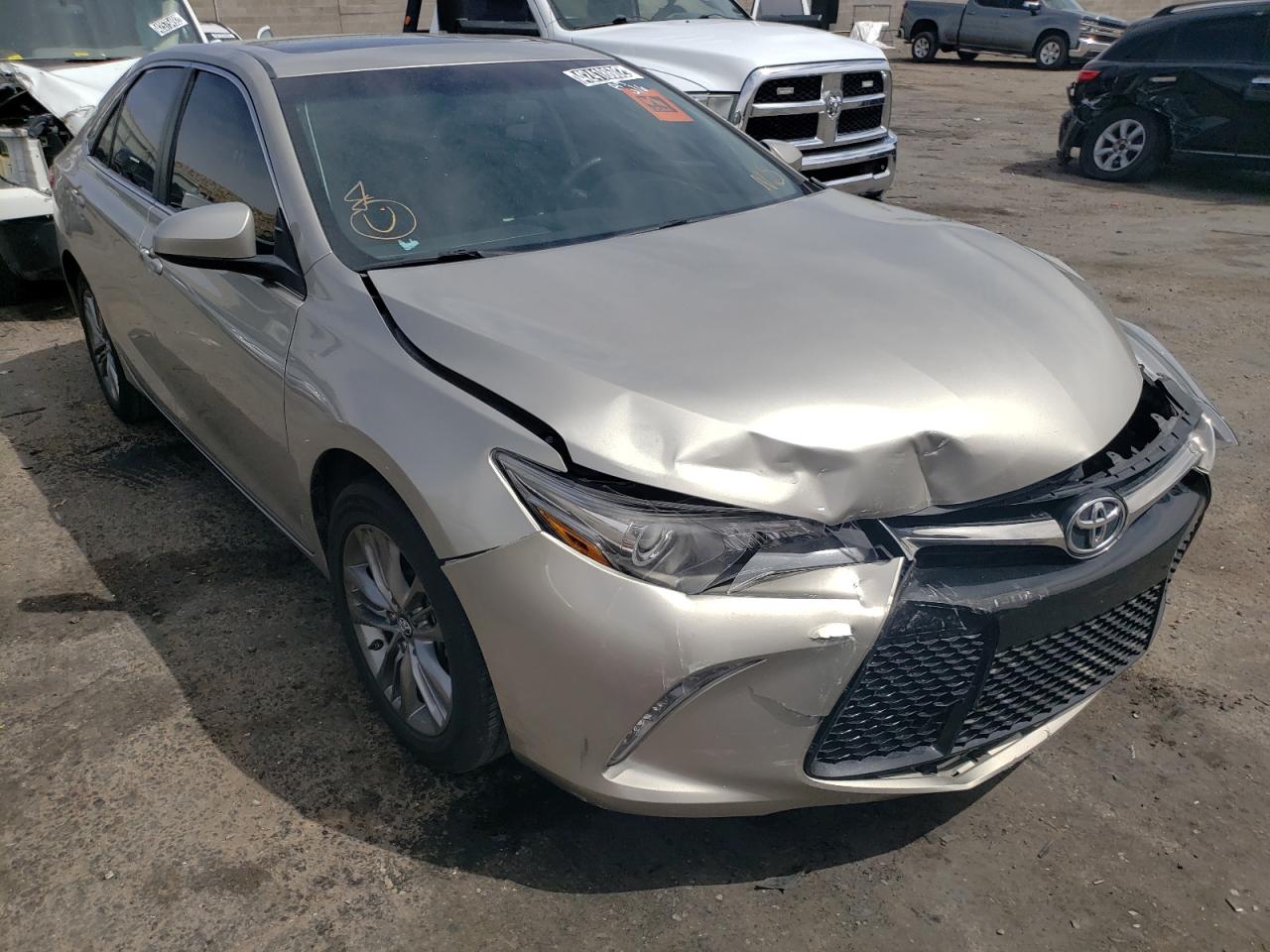 TOYOTA CAMRY LE 2017 with VIN 4T1BF1FK4HU360524 - Photo from auction