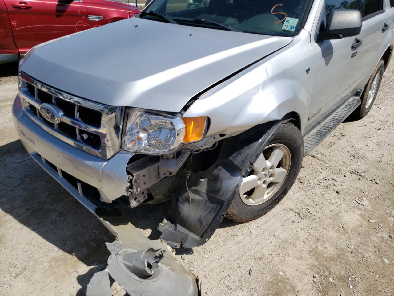 Photo 9 from auction – 2008 FORD ESCAPE XLT with VIN 1FMCU03138KE02824
