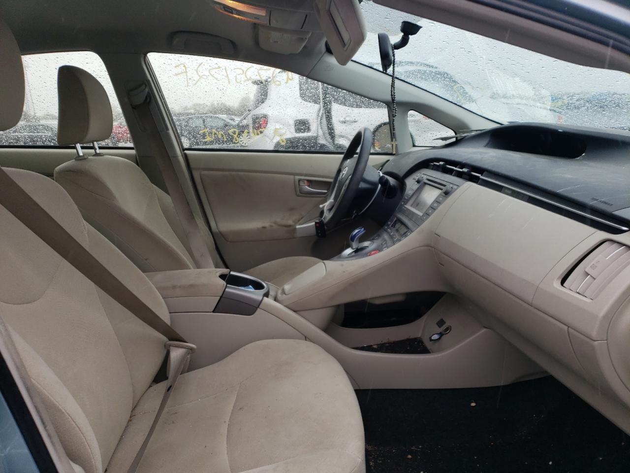 Photo 5 from auction – 2015 TOYOTA PRIUS with VIN JTDKN3DU3F1880252