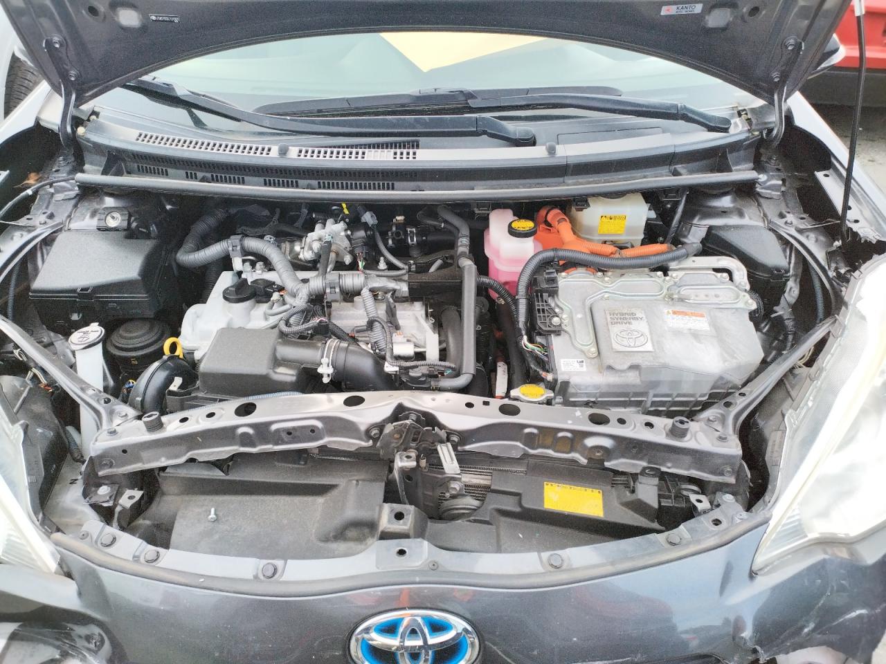 Photo 7 from auction – 2012 TOYOTA PRIUS C with VIN JTDKDTB33C1010820