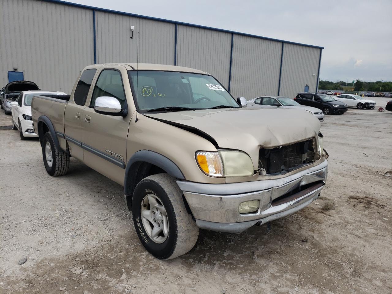TOYOTA TUNDRA ACC 2002 with VIN 5TBBT441X2S318257 - Photo from auction