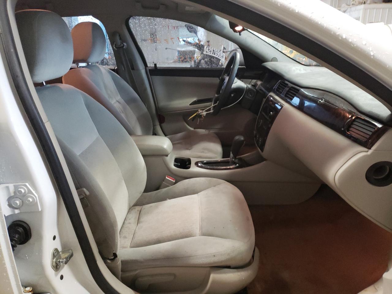 Photo 5 from auction – 2015 CHEVROLET IMPALA LIM with VIN 2G1WA5E34F1108604