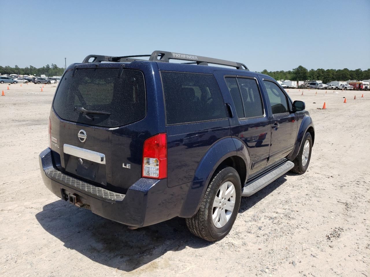 Photo 4 from auction – 2006 NISSAN PATHFINDER with VIN 5N1AR18U06C639599