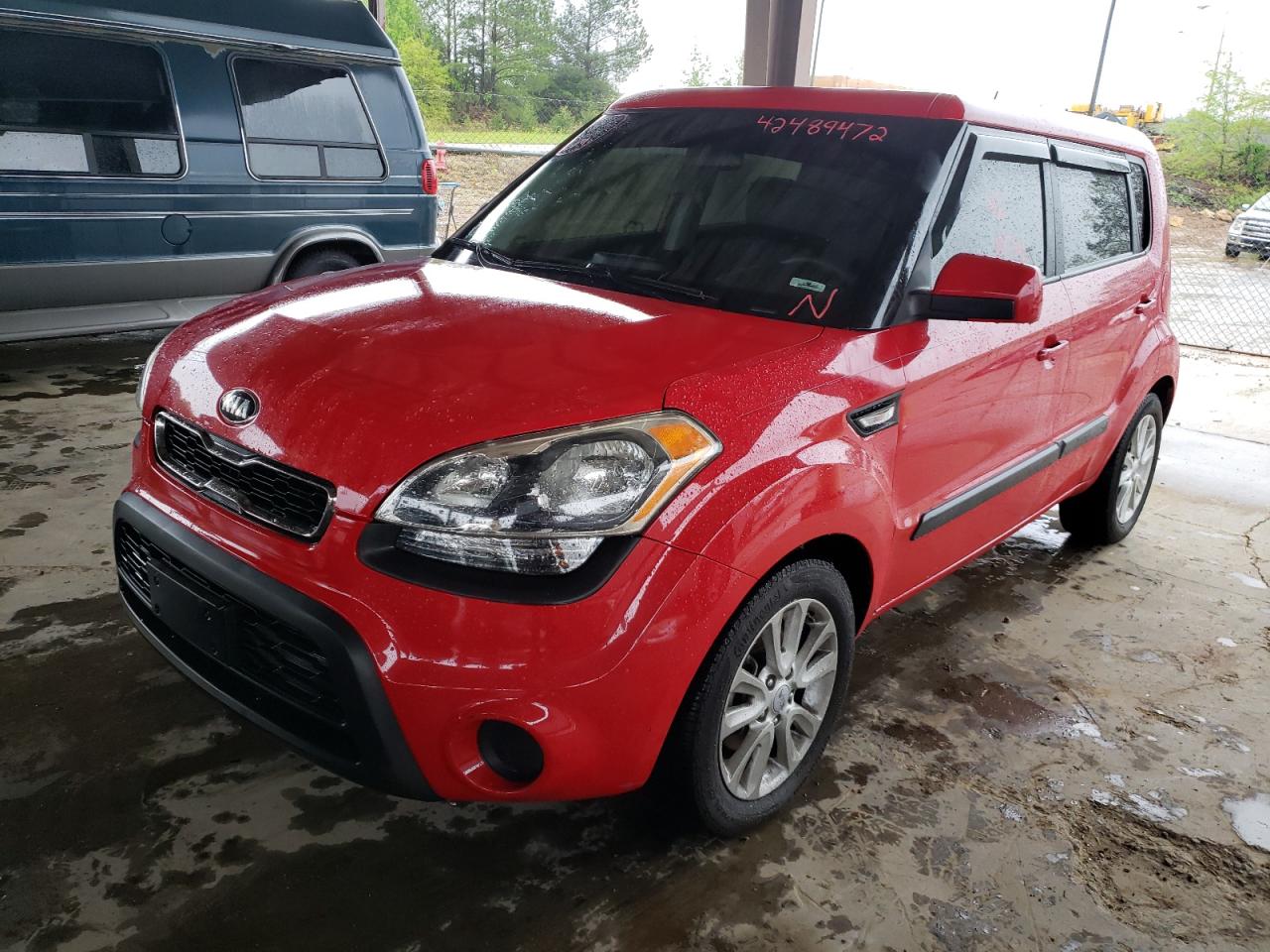 Photo 2 from auction – 2013 KIA SOUL with VIN KNDJT2A5XD7635239