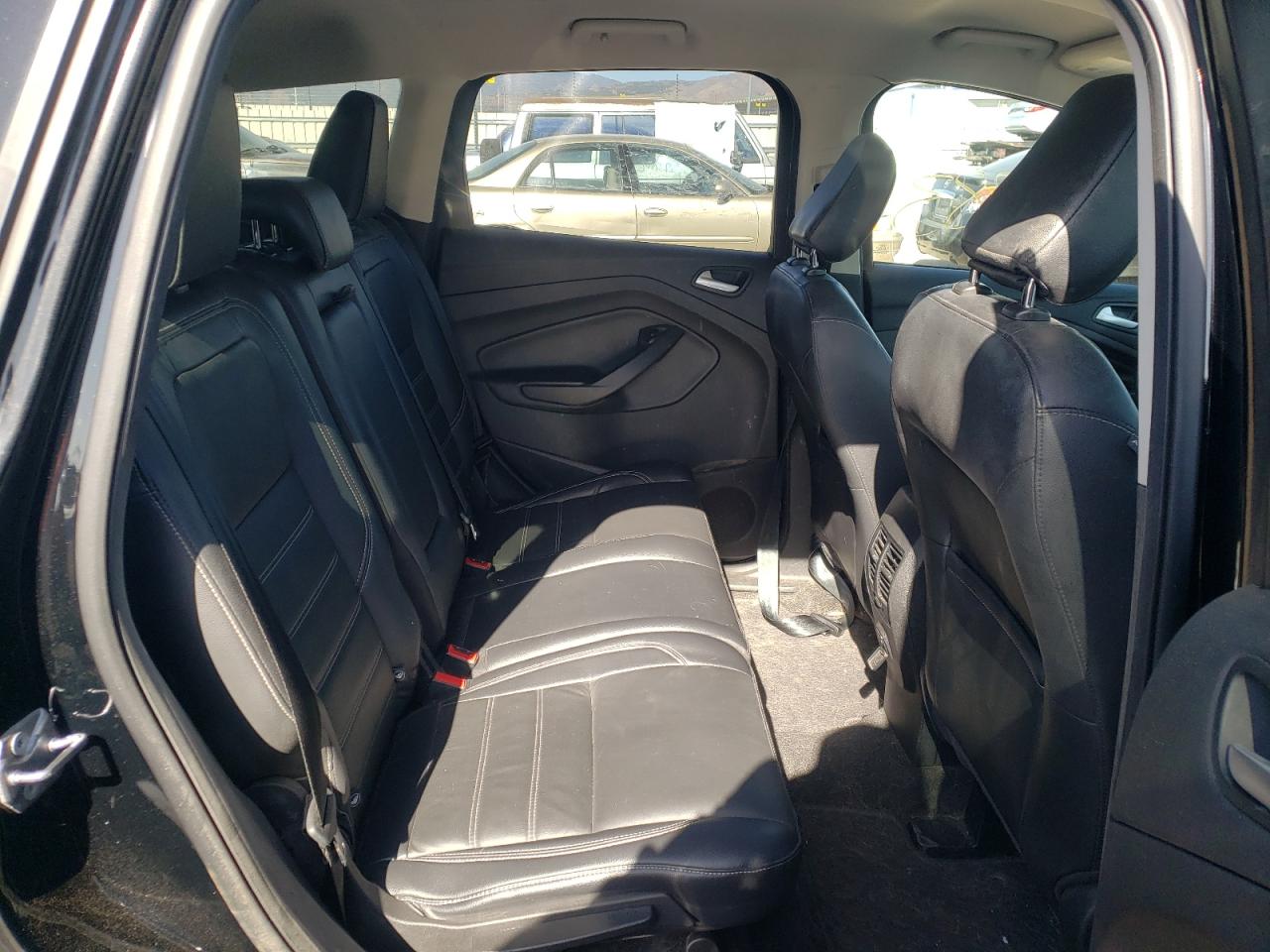 Photo 6 from auction – 2018 FORD ESCAPE SEL with VIN 1FMCU0HD7JUB06234