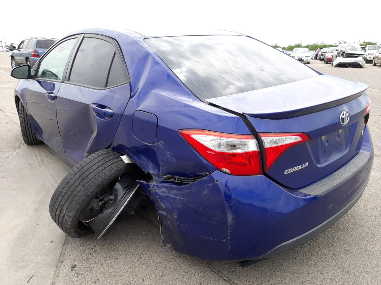 Photo 3 from auction – 2014 TOYOTA COROLLA L with VIN 5YFBURHE4EP054917