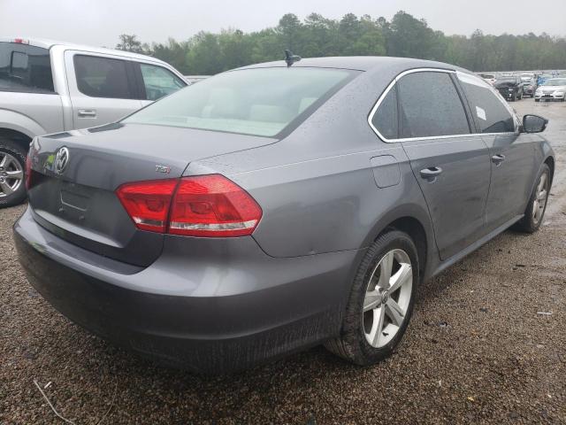 Photo 4 from auction – 2015 VOLKSWAGEN PASSAT S with VIN 1VWAS7A34FC122199