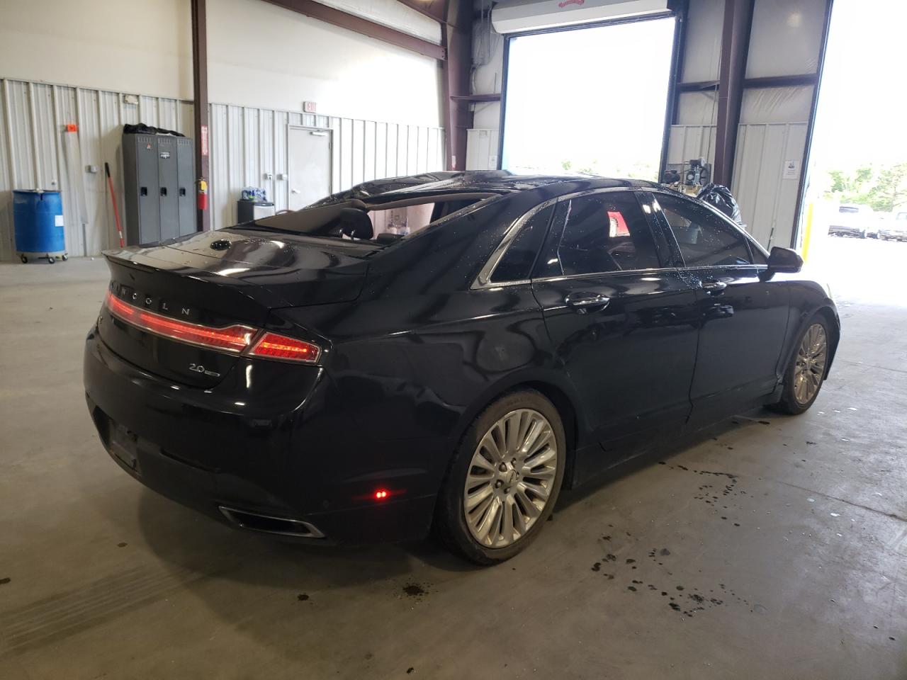 Photo 4 from auction – 2013 LINCOLN MKZ with VIN 3LN6L2G99DR821651