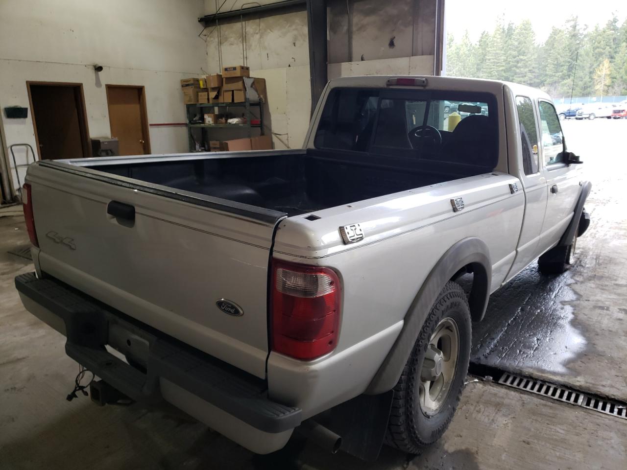 Photo 4 from auction – 2002 FORD RANGER SUP with VIN 1FTZR45E82PB61344