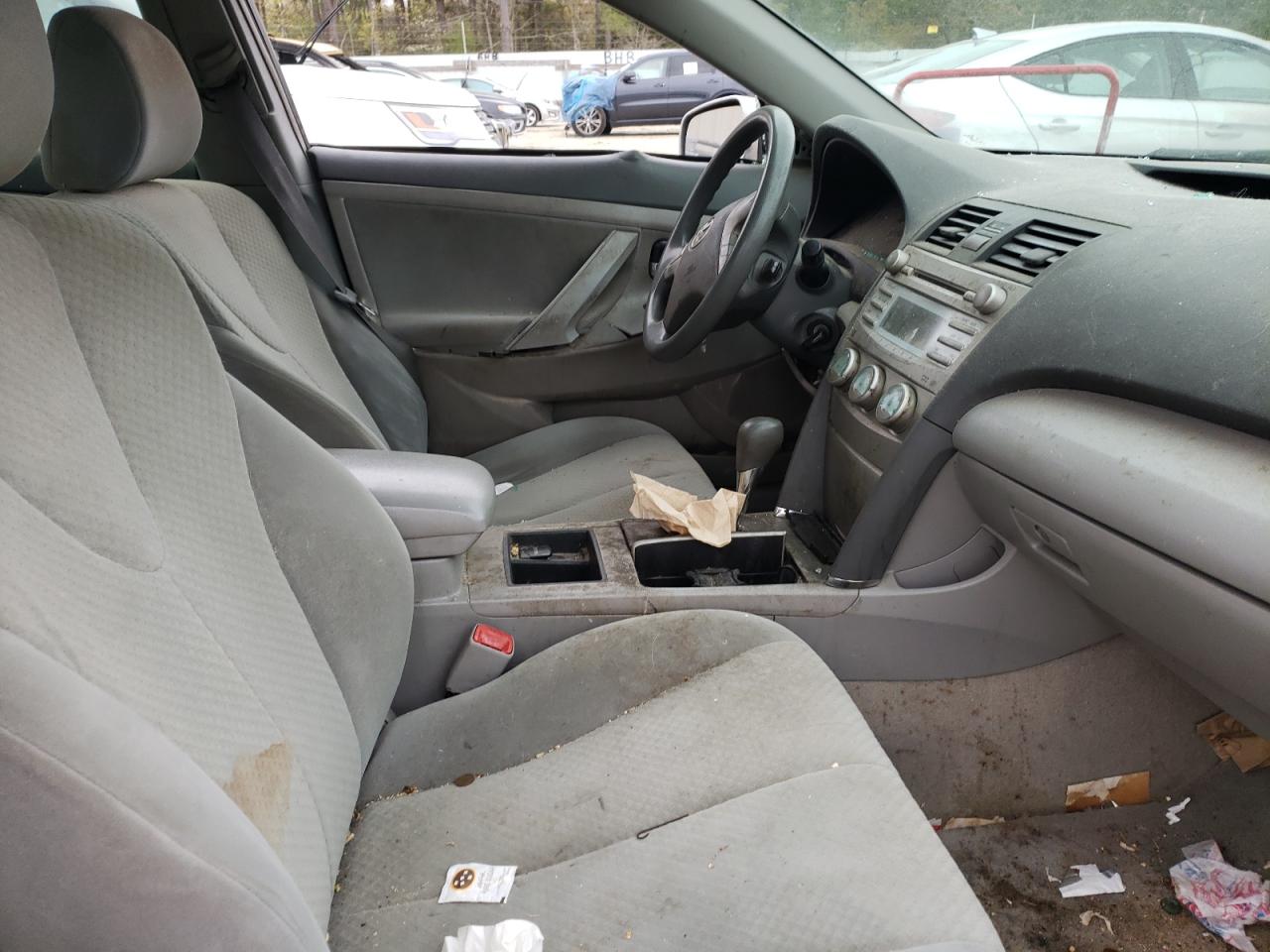 Photo 5 from auction – 2009 TOYOTA CAMRY with VIN 4T1BE46K49U304749