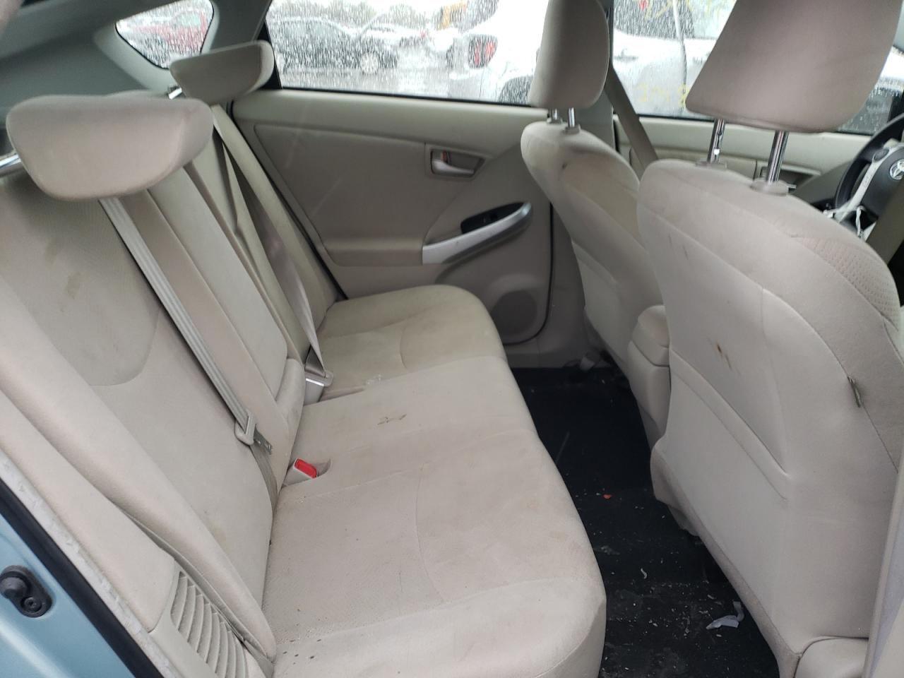 Photo 6 from auction – 2015 TOYOTA PRIUS with VIN JTDKN3DU3F1880252
