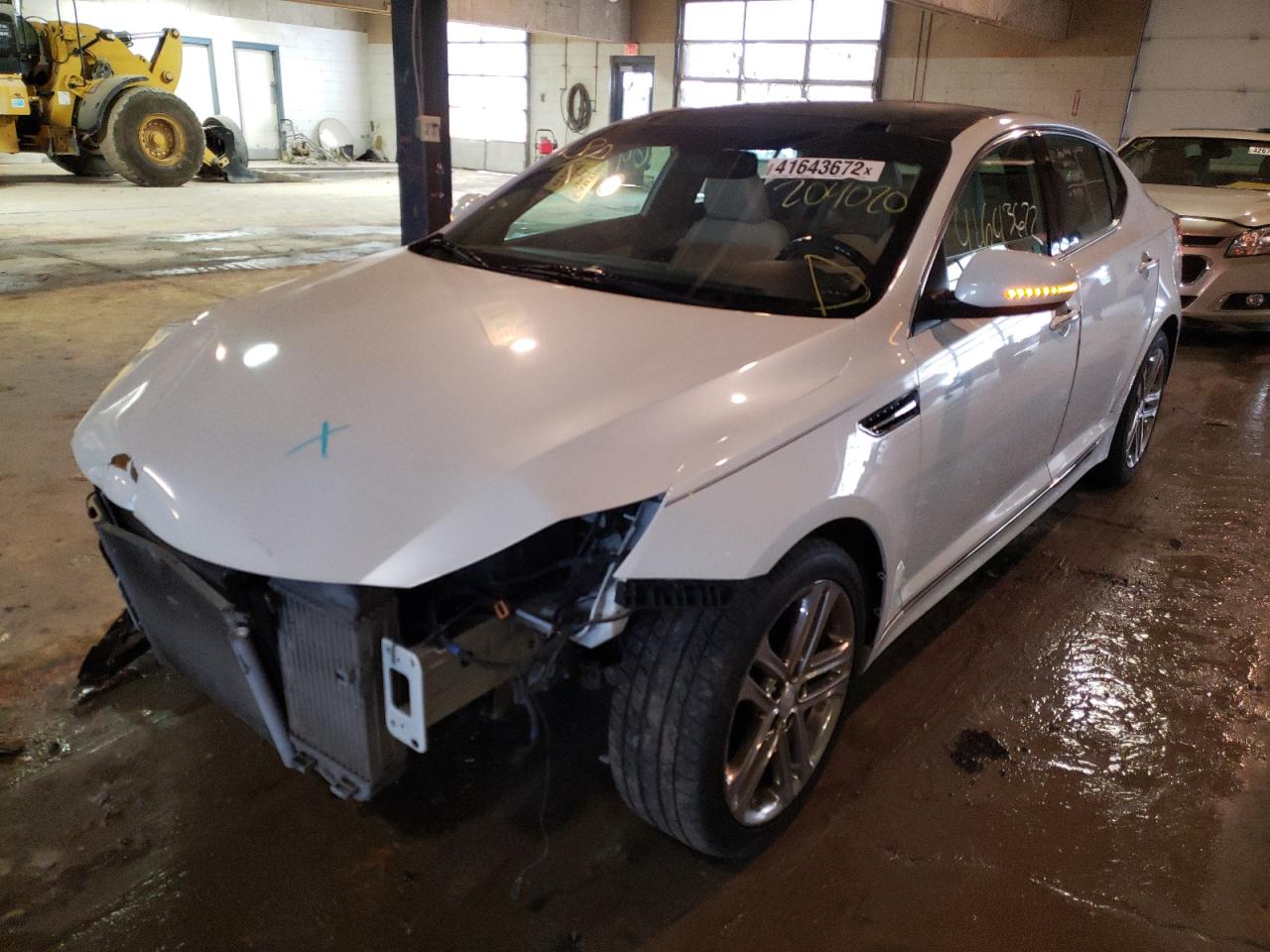 Photo 2 from auction – 2013 KIA OPTIMA SX with VIN 5XXGR4A61DG204020