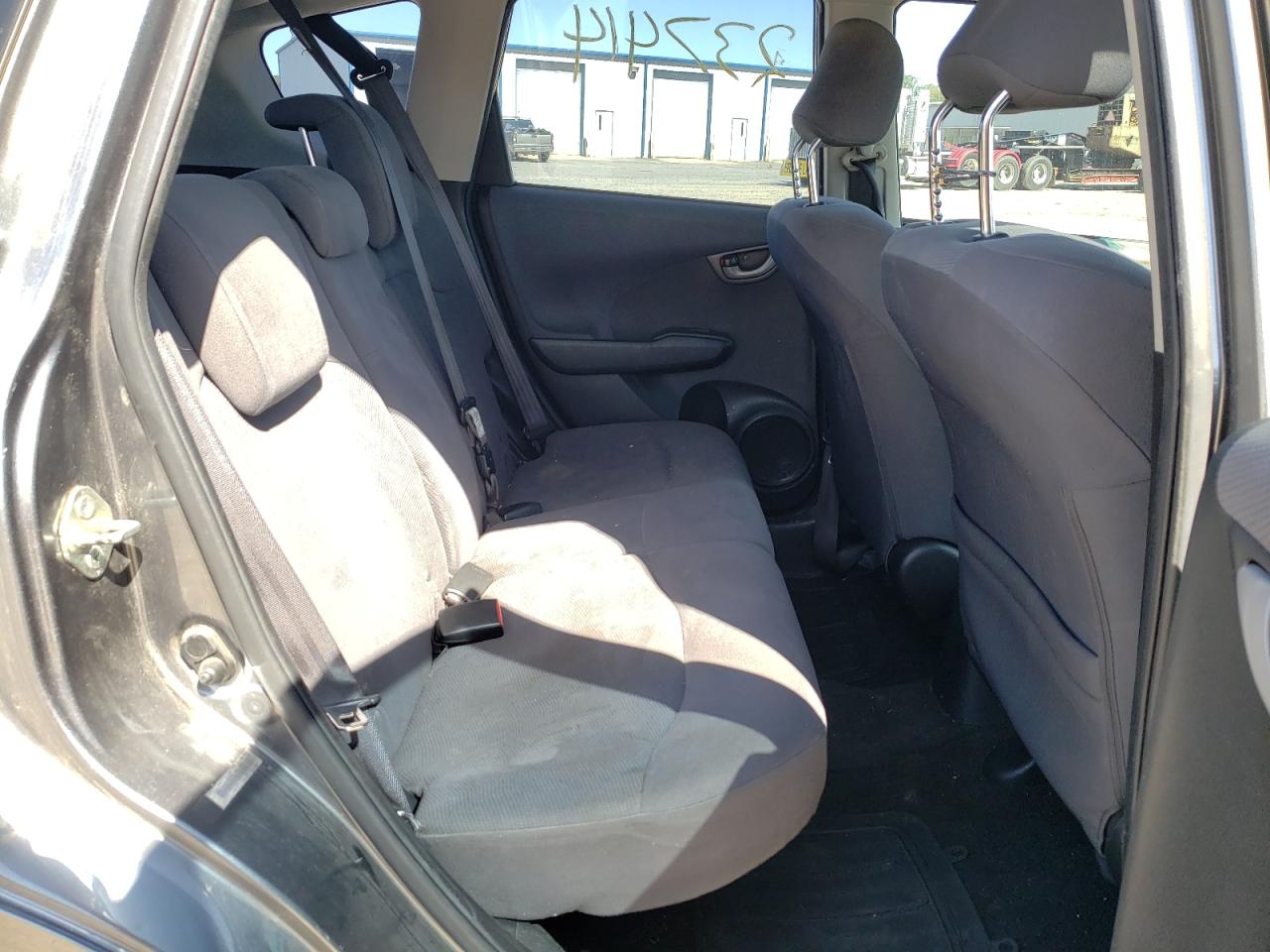 Photo 6 from auction – 2013 HONDA FIT with VIN JHMGE8H34DC015391