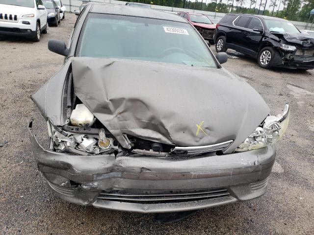 Photo 9 from auction – 2005 TOYOTA CAMRY with VIN 4T1BE32K65U537123