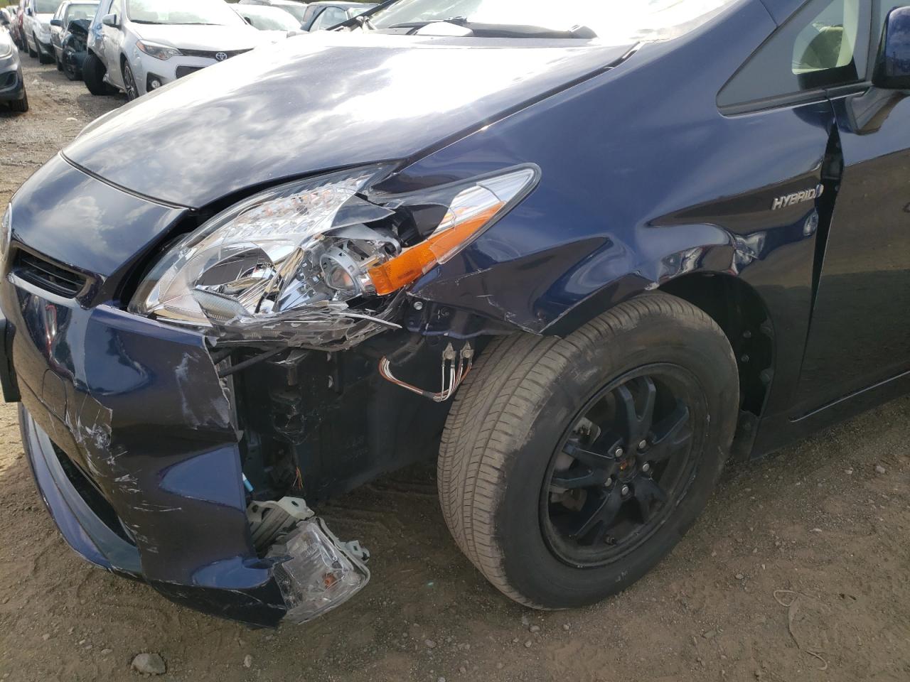 Photo 9 from auction – 2014 TOYOTA PRIUS with VIN JTDKN3DU7E1761103