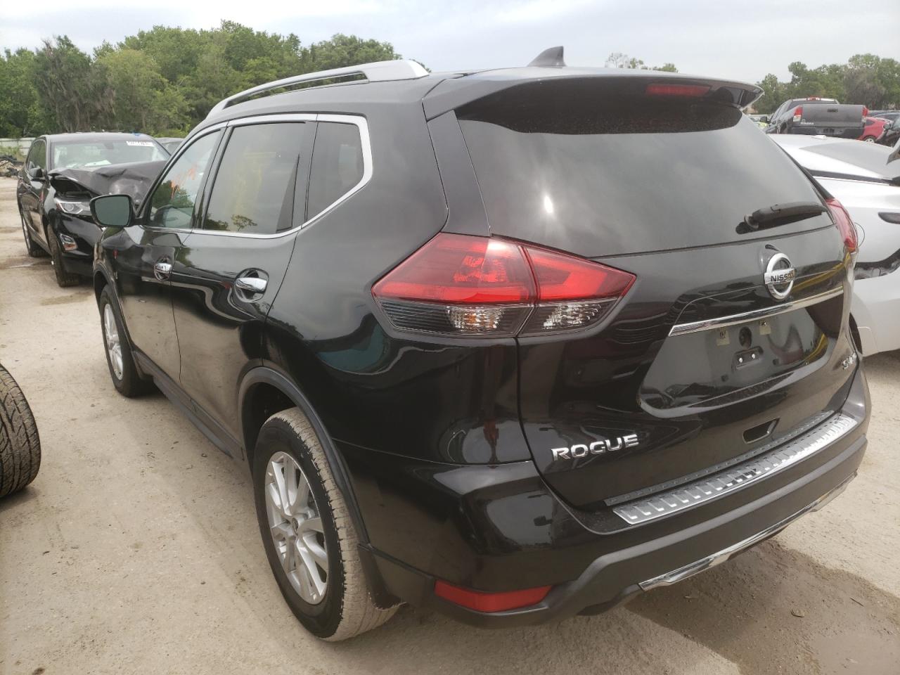 Photo 3 from auction – 2018 NISSAN ROGUE S with VIN KNMAT2MV6JP537879