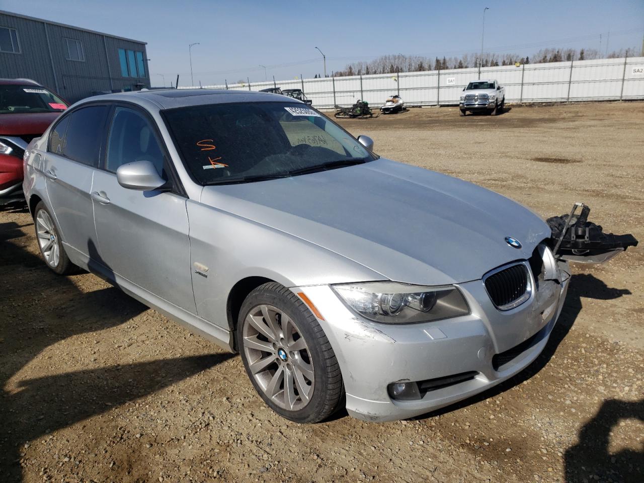 BMW 328 XI 2011 with VIN WBAPK7C56BF083696 - Photo from auction