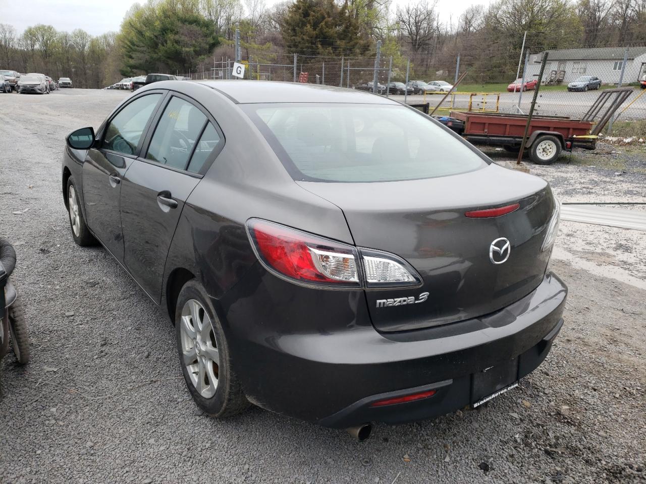 Photo 3 from auction – 2010 MAZDA 3 I with VIN JM1BL1SG3A1253681