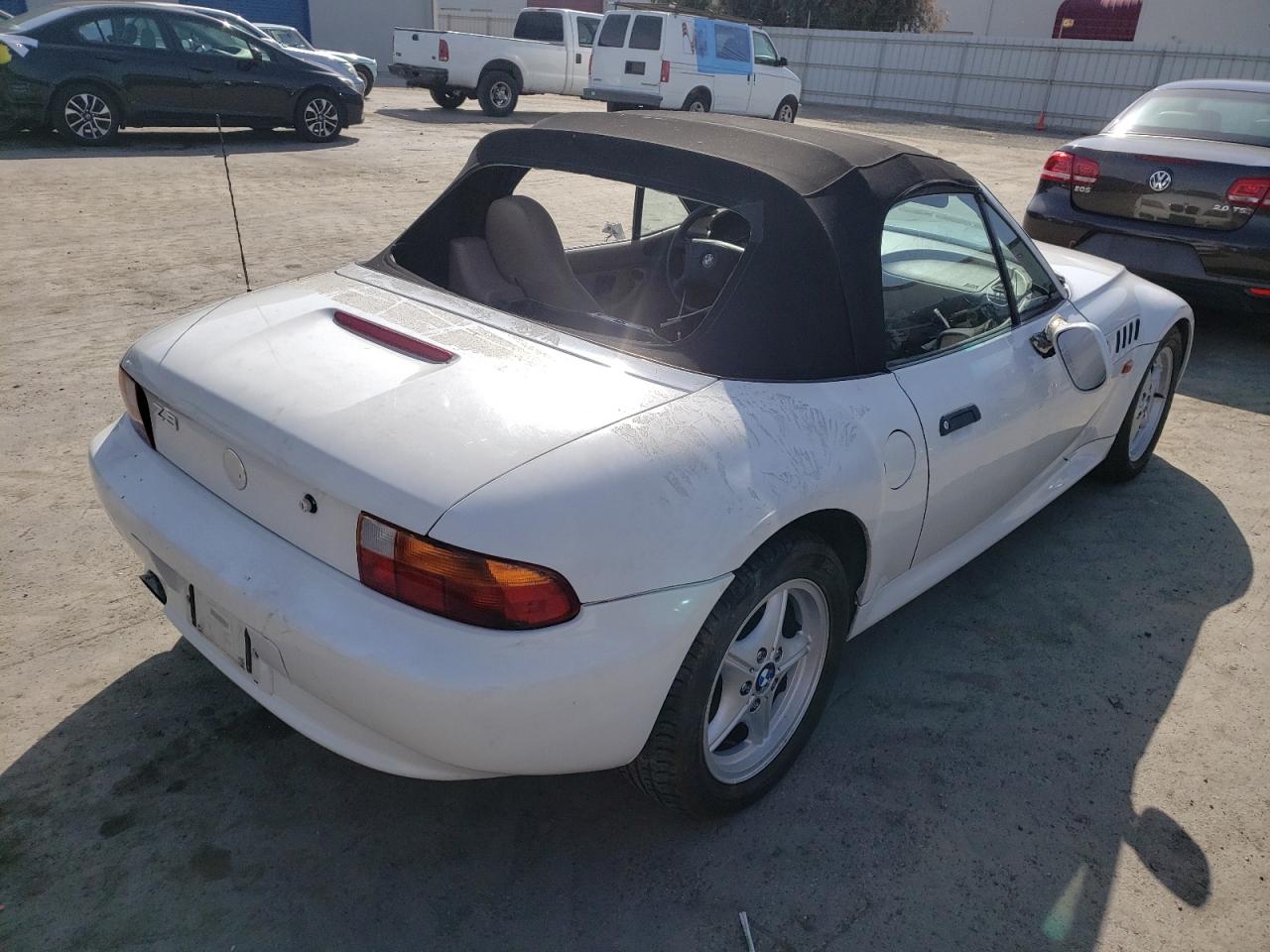 Photo 4 from auction – 1997 BMW Z3 1.9 with VIN 4USCH7327VLB78437