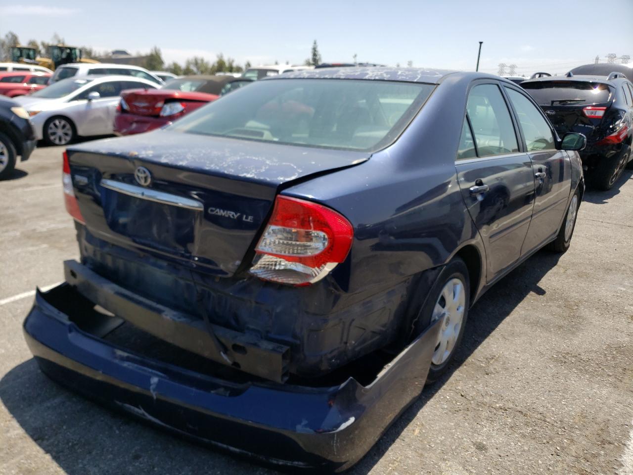 Photo 4 from auction – 2002 TOYOTA CAMRY LE with VIN 4T1BE32K52U586809