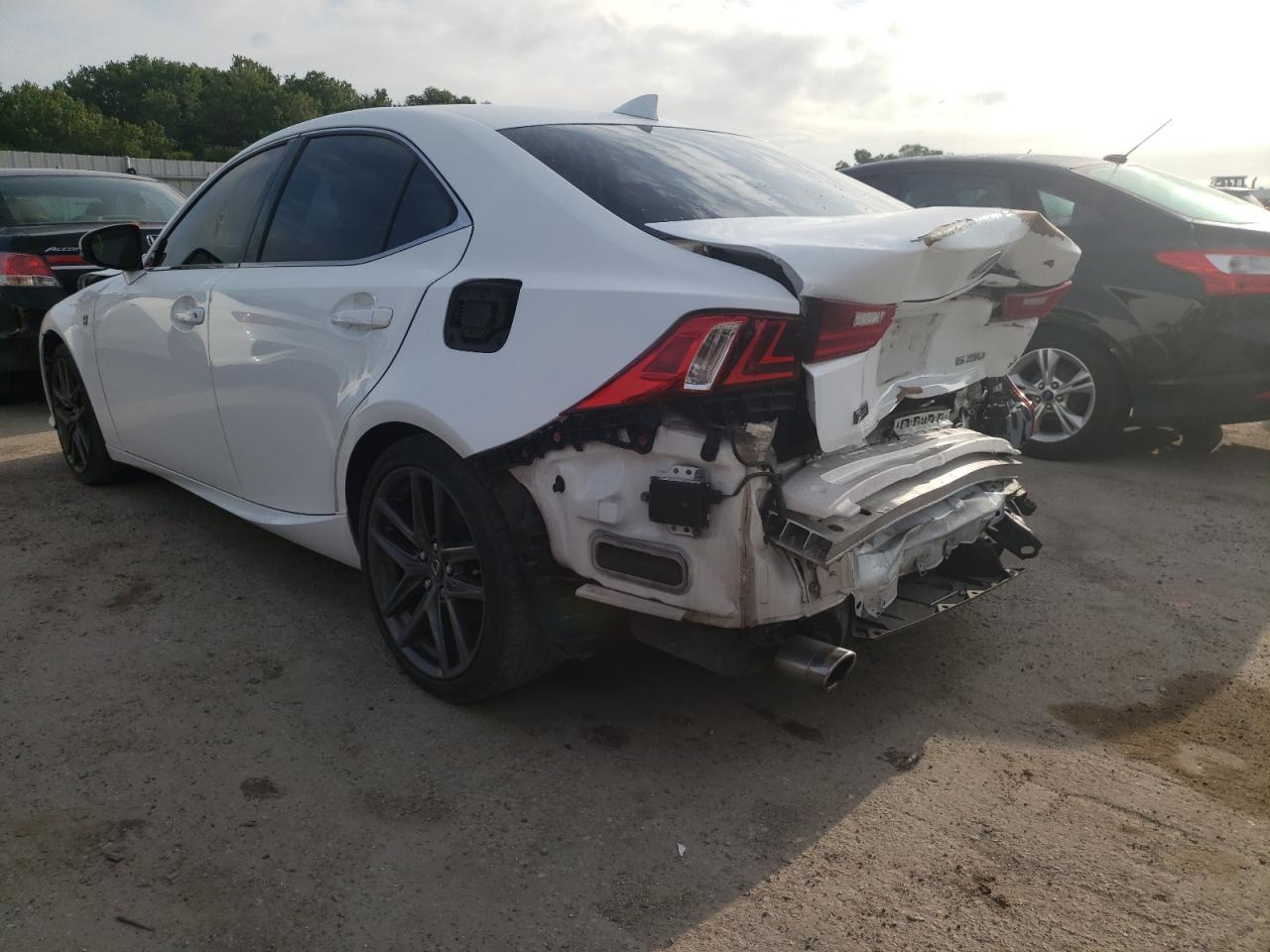 Photo 3 from auction – 2015 LEXUS IS 250 with VIN JTHBF1D28F5056125
